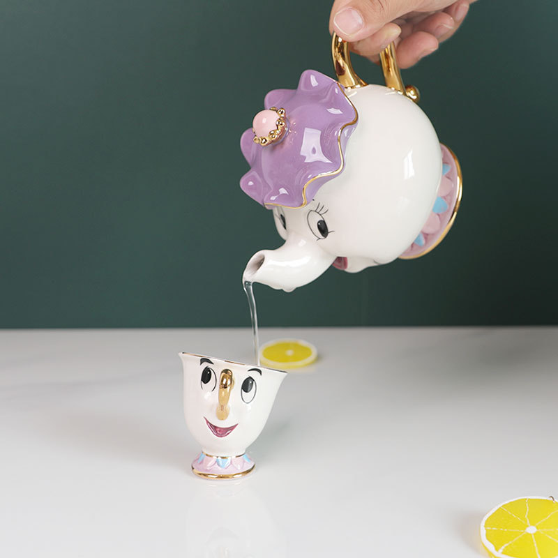 Coffee Tea Set Up - Tetera de dibujos animados La Bella